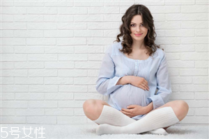 親潤(rùn)和袋鼠媽媽哪個(gè)好用？孕婦專用品牌