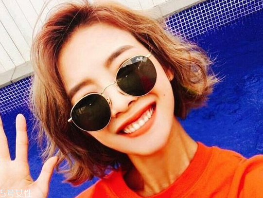 矮個(gè)子女生什么發(fā)型顯高？換個(gè)發(fā)型瞬間百變