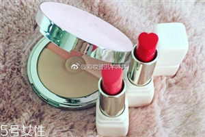 嬌蘭2018春季限量粉殼愛心型口紅色號試色 嬌蘭愛心型口紅價(jià)格
