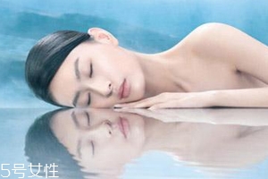 初春要換護(hù)膚品嗎？不用全部換