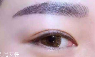 為什么明星都不紋眉？不能隨意趕潮流