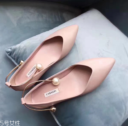 casadei是哪個國家的牌子？在最美的時光你需要一雙好鞋
