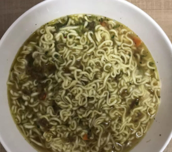 藤嬌牛肉面和藤椒牛肉面哪個好吃？統(tǒng)一和康師傅的對決