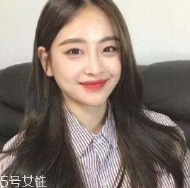 什么女孩適合不留劉海？圓臉妹子掀起劉海更適合你