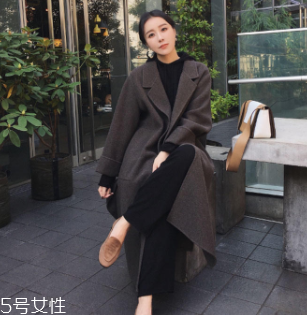 白領(lǐng)女性赴約穿什么好？長(zhǎng)款氣質(zhì)大衣有格調(diào)和氣質(zhì)