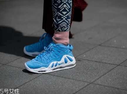運動鞋不能水洗怎么辦？濕抹布輕微擦拭