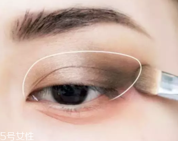 過年涂什么口紅？這些唇色讓親屬夸你好看