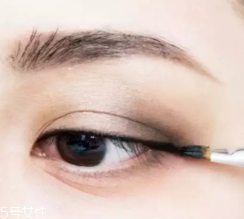 過年涂什么口紅？這些唇色讓親屬夸你好看