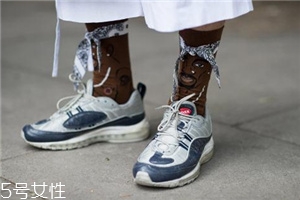運(yùn)動(dòng)鞋多久洗一次？清洗不用太頻繁