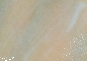 雅詩蘭黛乳液怎么樣？滋潤保濕的秘密