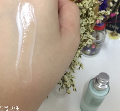 雅詩蘭黛乳液多少錢？