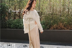 毛衣搭配什么裙子好看？?jī)?yōu)雅迷人過(guò)新年