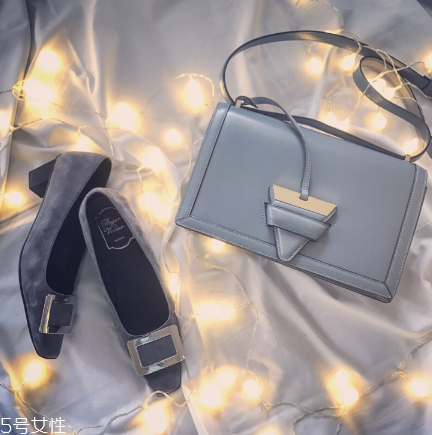 loewe是奢侈品嗎？西班牙百年奢華品牌