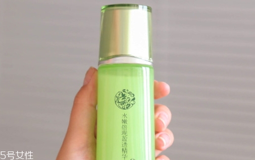 爽膚水有沉淀能用嗎？