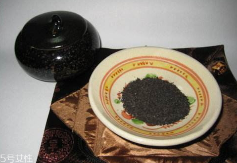 蟲(chóng)屎茶多少錢(qián)一斤 幾千到上萬(wàn)一斤