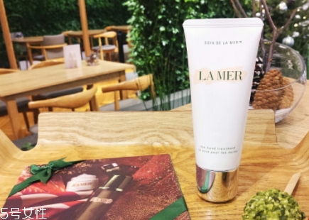 海藍(lán)之謎和sk2哪個(gè)好？從檔次膚質(zhì)適合情況比較