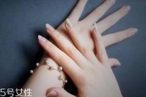 冬天怎么保養(yǎng)手？干燥季必備的滋潤護(hù)手霜排行榜