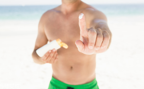 男士日常護膚步驟有哪些？防曬很關鍵