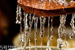 雪燕和銀耳哪個(gè)好？其實(shí)可以一起食用