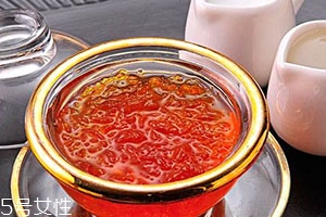 血燕窩和白燕窩區(qū)別 是高價值還是商家噱頭？