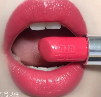 紀(jì)梵希小羊皮是啞光口紅嗎？官方強調(diào)半啞光質(zhì)地