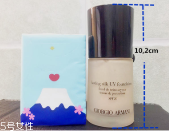 阿瑪尼粉底液脫妝嗎？4小時后要補妝