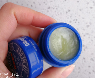 碧唇小藍(lán)罐怎么樣？滋潤(rùn)效果超好