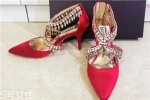 badgley mischka是什么檔次？婚鞋中的背影殺手