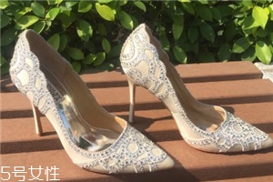 badgley mischka是奢侈品嗎？做最美最閃耀的新娘