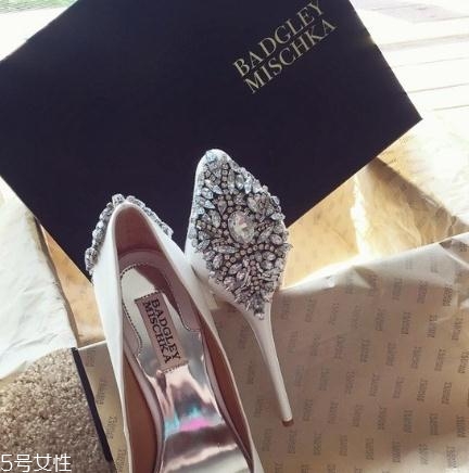 badgley mischka鞋子怎么樣？結(jié)婚選它就對了