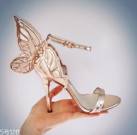 sophia webster鞋子多少錢(qián)？融化少女心的夢(mèng)幻鞋履