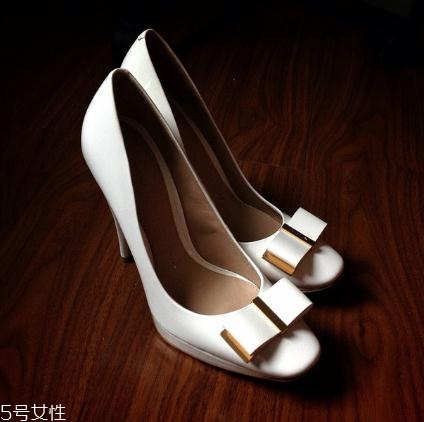 stella luna鞋碼偏大嗎？精湛工藝讓你秒入坑