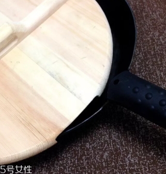 舌尖3章丘鐵鍋怎么樣？臻三環(huán)鐵鍋評(píng)測