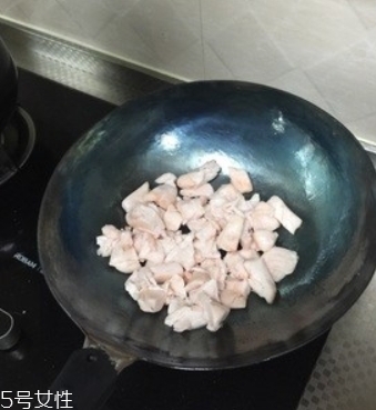 章丘鐵鍋怎么開鍋？臻三環(huán)鐵鍋開鍋教程