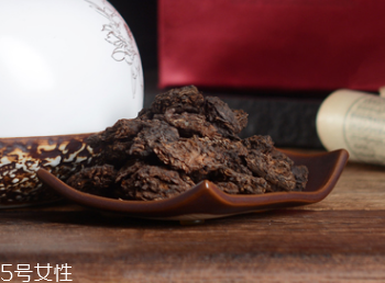 老茶頭減肥嗎？普洱茶能刮油