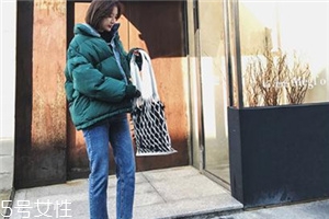 牛仔褲可以和黑色衣服一起洗嗎？