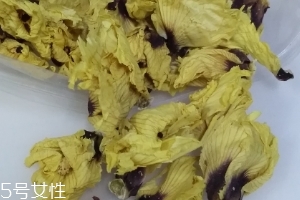 秋葵花怎樣曬干？自然風干最佳