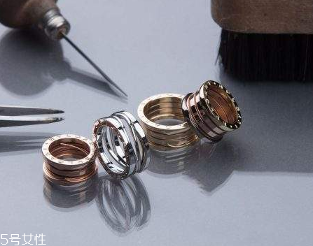 寶格麗戒指是什么材質(zhì)？愛的專屬定制