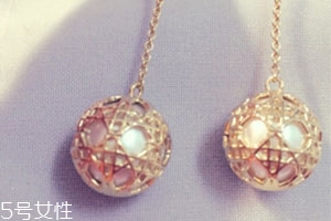 dior迪奧耳環(huán)多少錢？