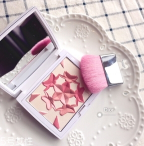 dior迪奧腮紅怎么樣？多角度評測