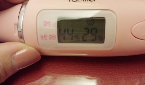 sisley希思黎和和hr赫蓮娜哪個好？