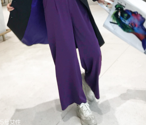 運動鞋搭配什么褲子好看？春季最佳穿搭
