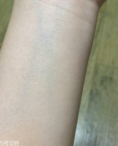 碧柔和悅詩風吟防曬哪個好 平價水潤防曬