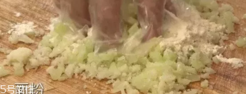 吃花菜可以減肥嗎？熱量低適合減肥時(shí)吃