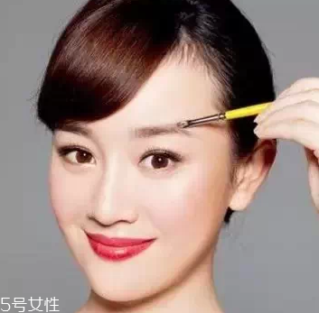 怎么化標(biāo)準(zhǔn)眉？三點(diǎn)法打造親和眉形