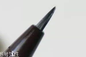 液體眉筆有什么缺點(diǎn)？不易操作不適合新手