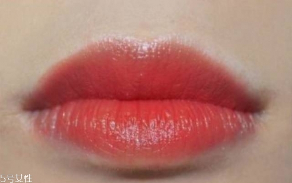 第一次買(mǎi)口紅買(mǎi)什么牌子 給你最靚麗的裝扮