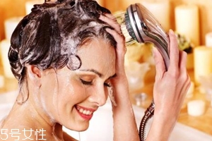 洗發(fā)水能當(dāng)沐浴露用嗎？可以偶爾使用