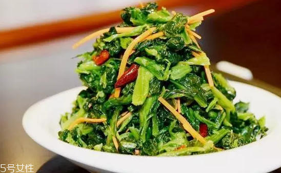 油菜怎么炒不苦？焯水能去掉苦味