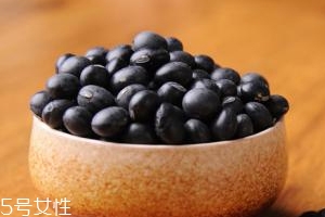 黑豆怎么吃不上火？黑豆汁喝了不上火